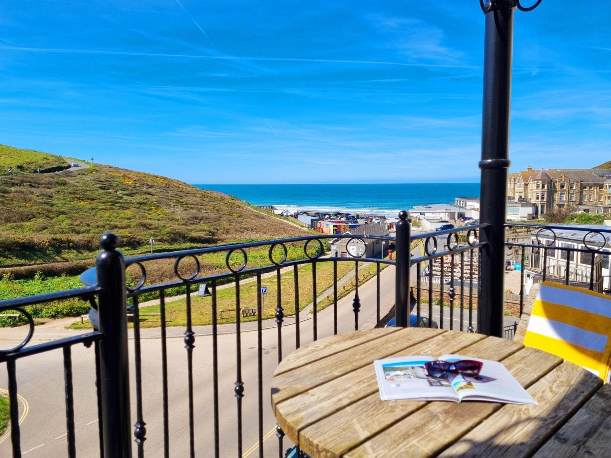 Beachcombers Apartments Newquay  Exterior photo